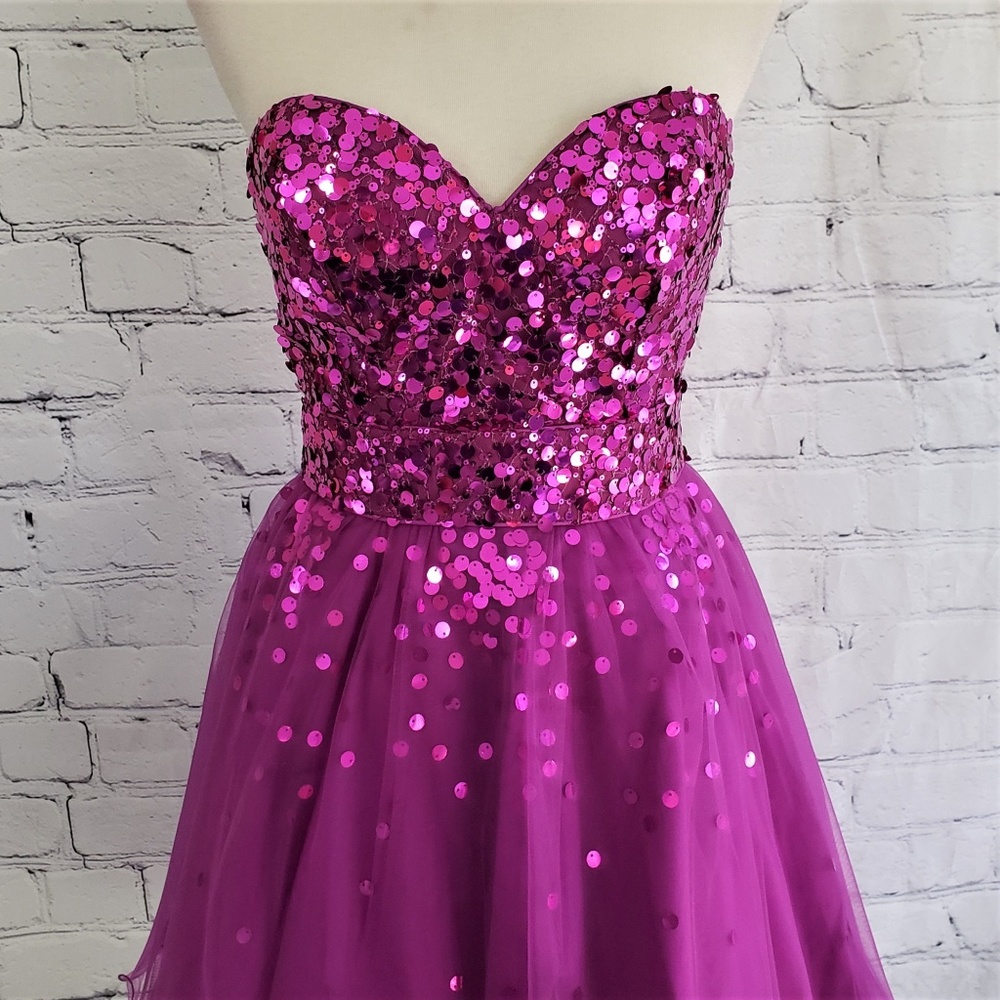 LAST ONE! NWT NOX NARIANNA Magenta Strapless Dress - Picture 3 of 8